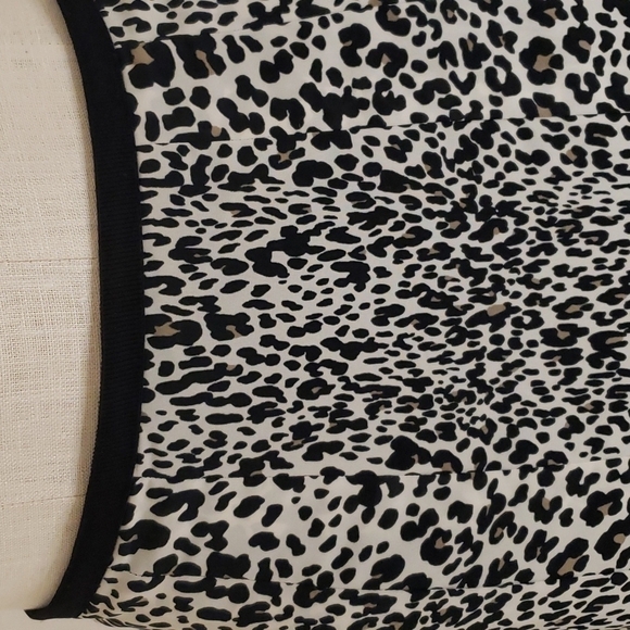 WORTHINGTON size 8 midi skirt cheetah print minor pleating - Picture 2 of 7